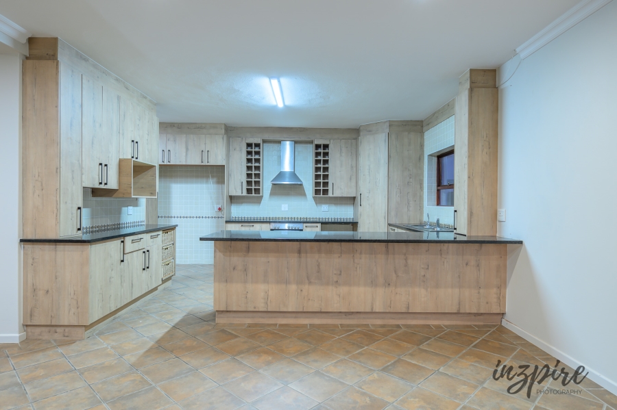 3 Bedroom Property for Sale in Dana Bay Western Cape